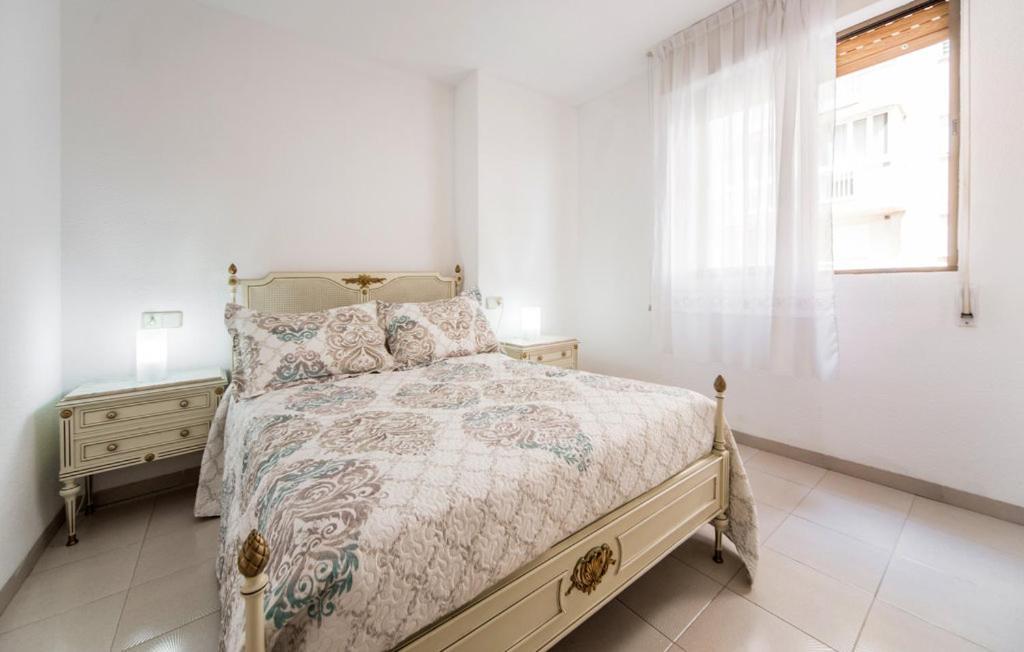 Stunning Apartment In Oropesa Del Mar Exterior photo